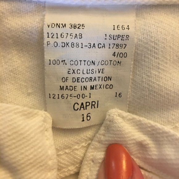 Gap Capri Button Front Denim White with Blue Embordered Cuffs size 16 - Picture 5 of 8